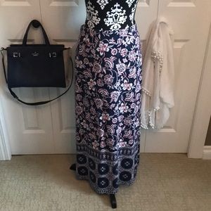 Lovely navy print skirt